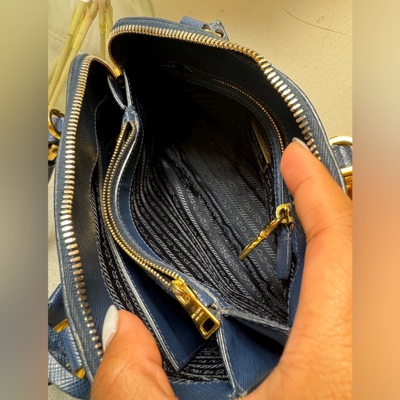 ❤️Prada Saffiano Bag❤️ - Picture 13 of 16